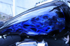 Airbrush Design auf Harley Tank Blue Realflames